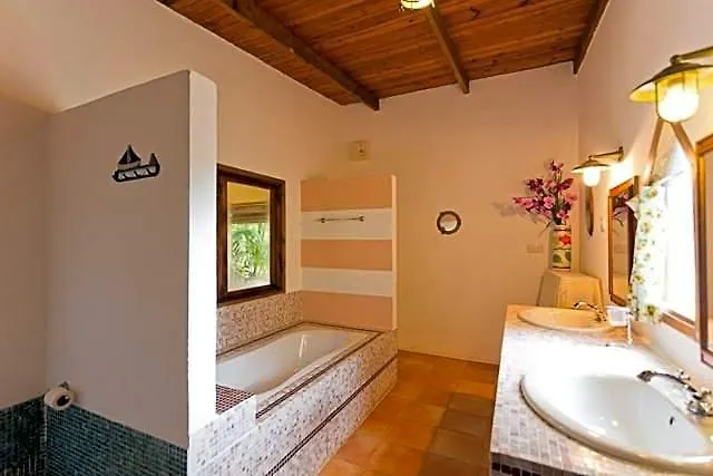 Cote Sud Self Catering Отель Анс-Буало