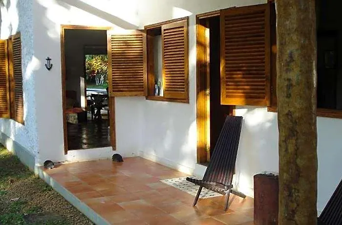 Cote Sud Self Catering Отель Анс-Буало