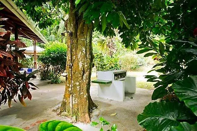 Отель Cote Sud Self Catering Анс-Буало