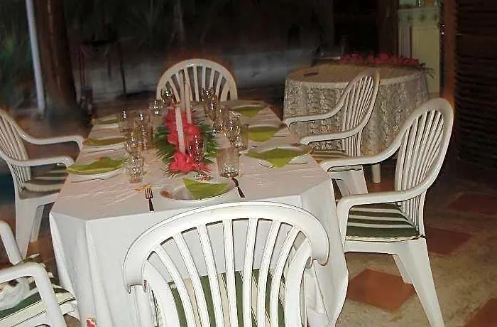 Cote Sud Self Catering Отель